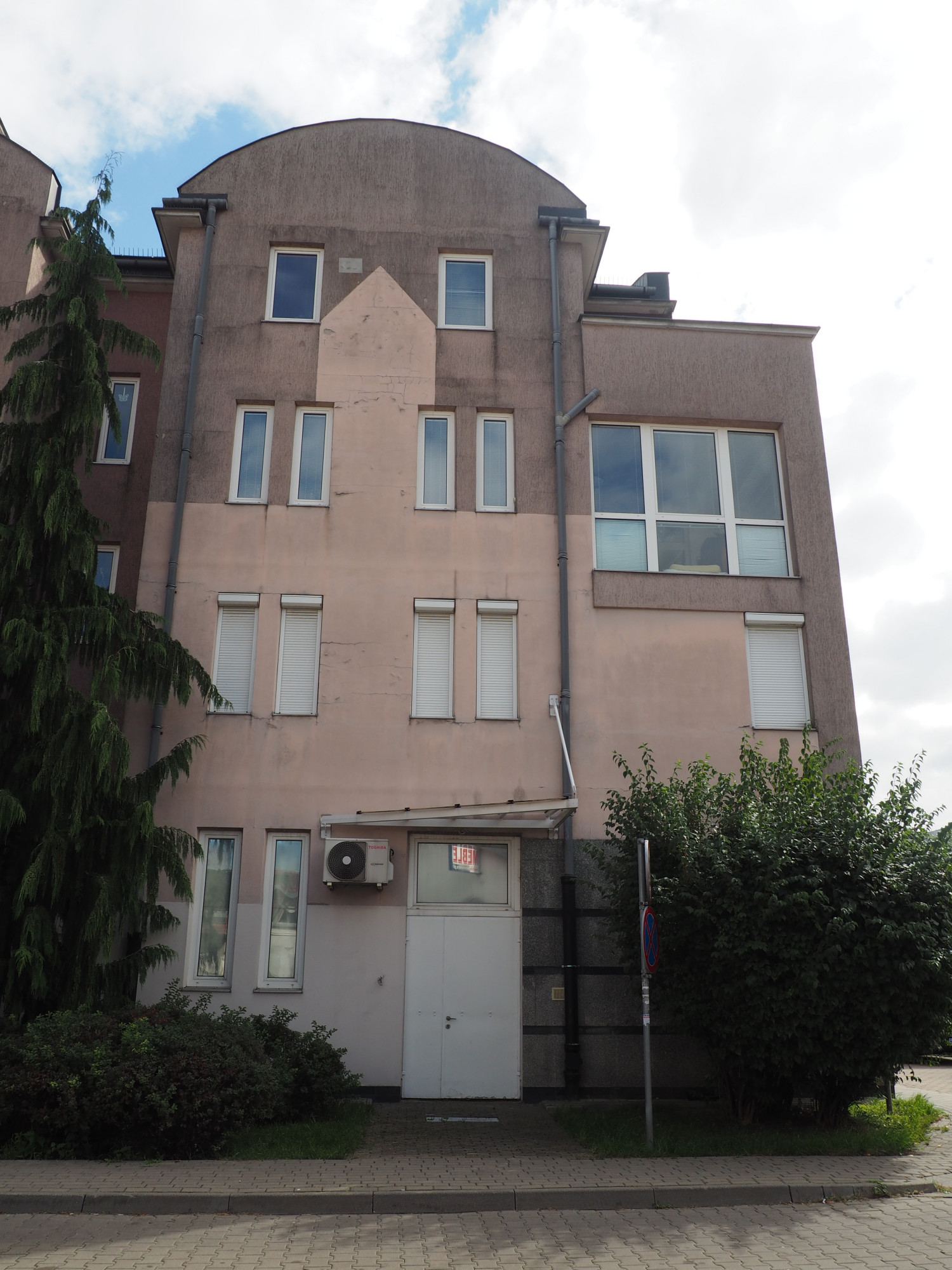 Zdjęcie architektury budynku Budynek mieszkalno-usługowy